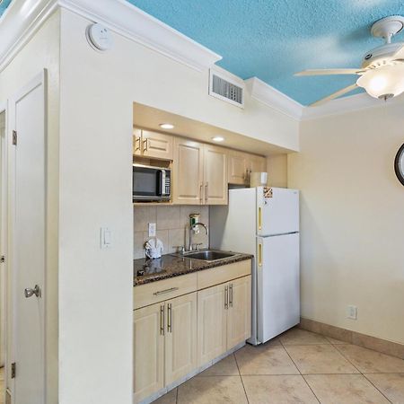 Bay Palms Waterfront Resort - Hotel And Marina St. Pete Beach Ruang foto