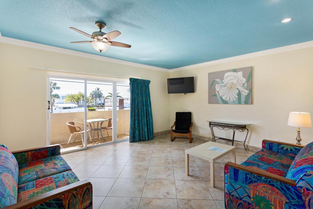 Bay Palms Waterfront Resort - Hotel And Marina St. Pete Beach Ruang foto
