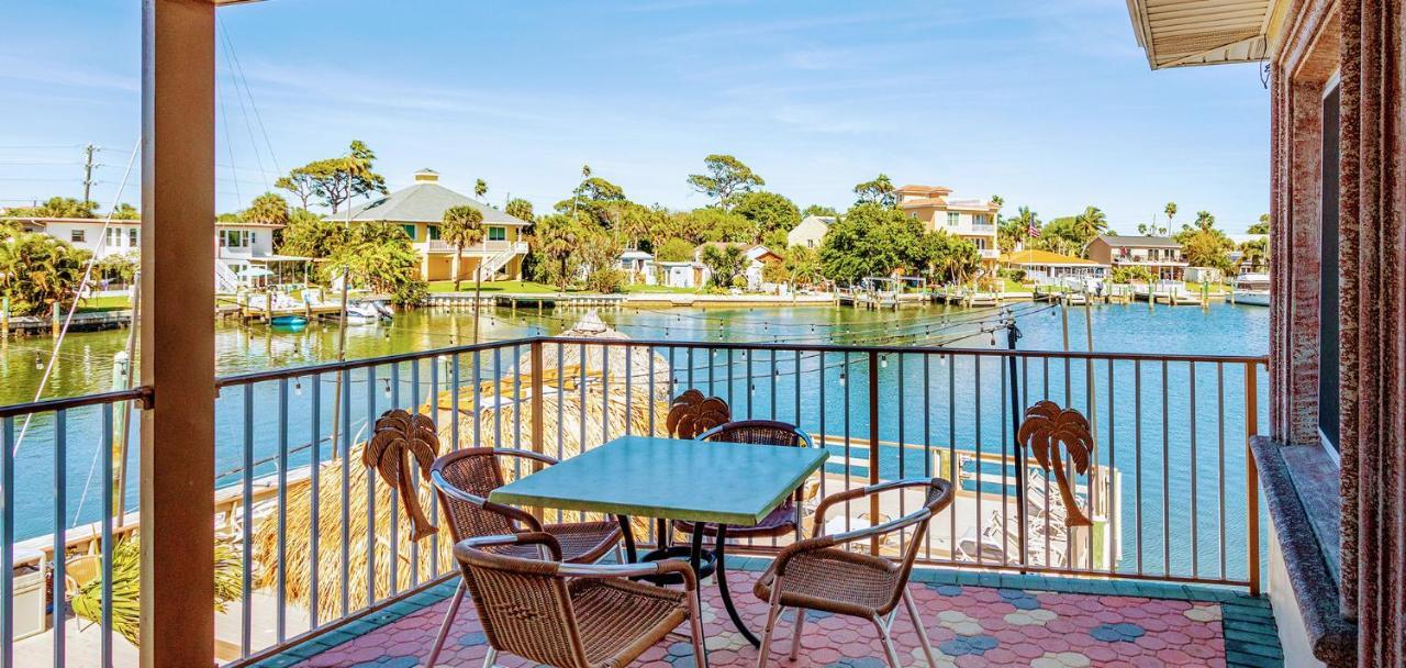 Bay Palms Waterfront Resort - Hotel And Marina St. Pete Beach Bagian luar foto