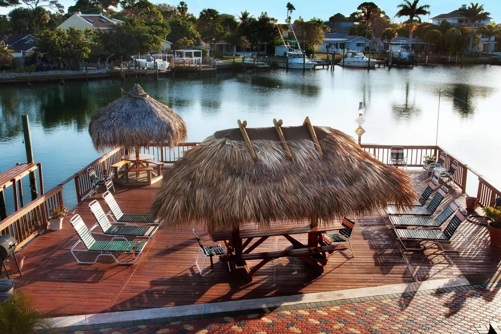 Bay Palms Waterfront Resort - Hotel And Marina St. Pete Beach Bagian luar foto