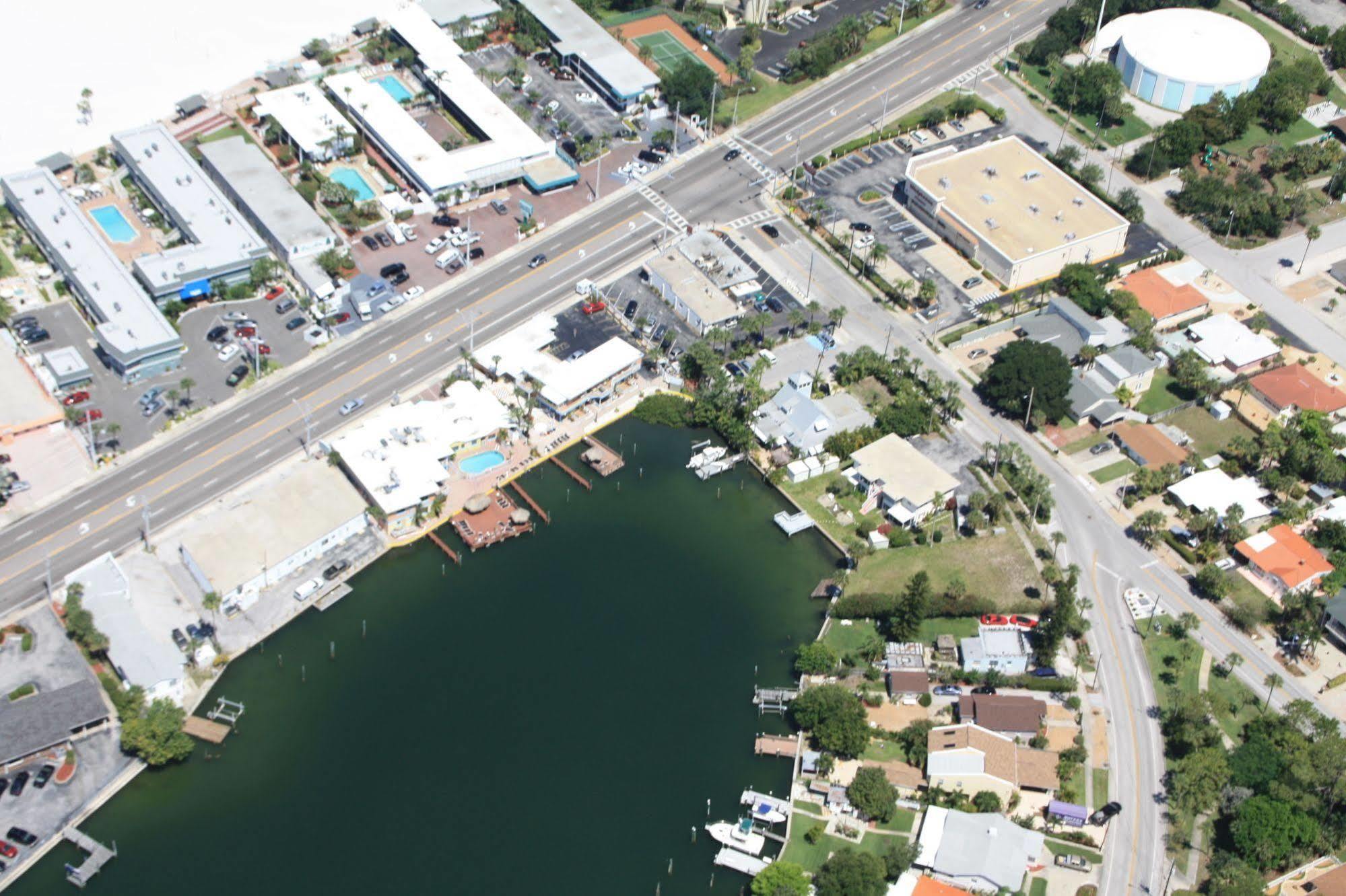 Bay Palms Waterfront Resort - Hotel And Marina St. Pete Beach Bagian luar foto