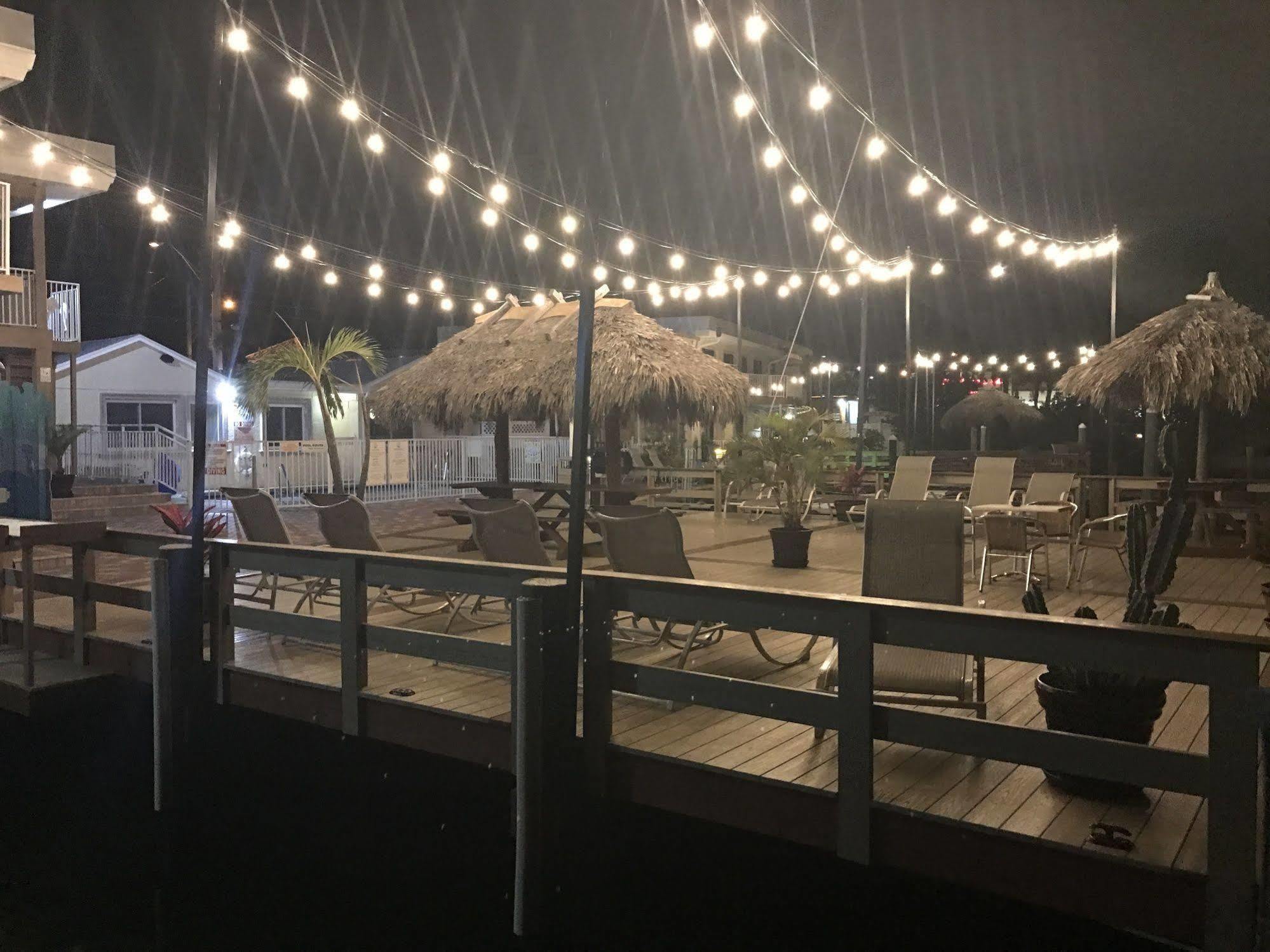 Bay Palms Waterfront Resort - Hotel And Marina St. Pete Beach Bagian luar foto